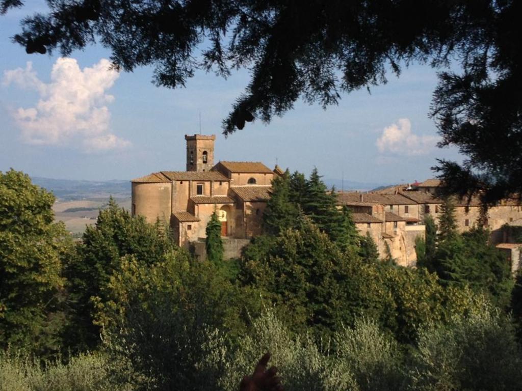 La Terrazza Villa Chianni Exterior photo